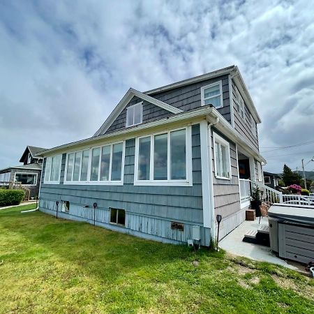 Seaside Beach Front House On The Promenade Exterior foto